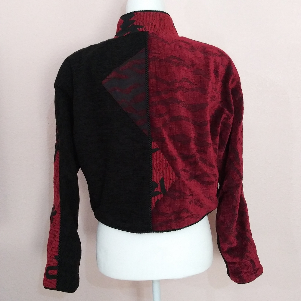 Tzeadle Design Room Jacket View 3